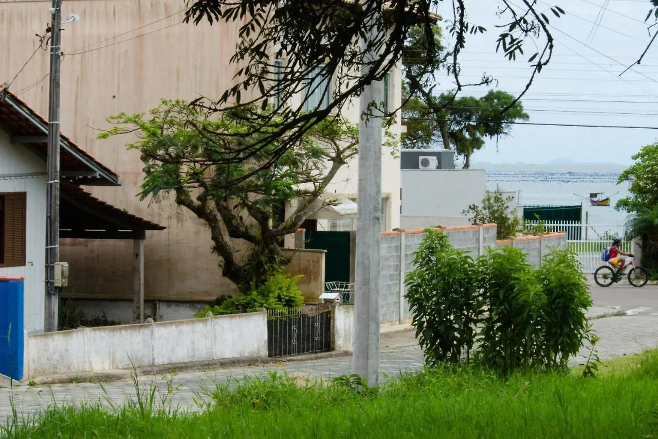 Pérola Suítes - Penha Brésil